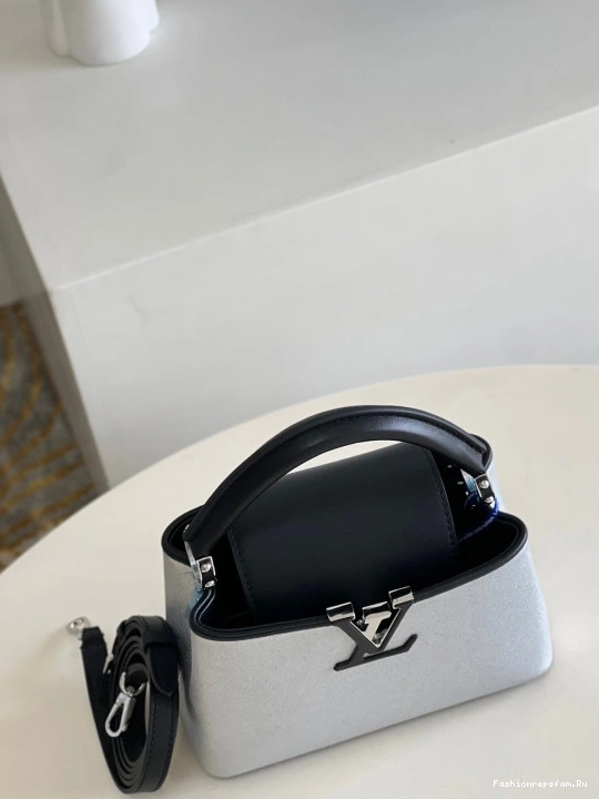 FS CHEAP CAPUCINES LOUIS VUITTON MINI 0819